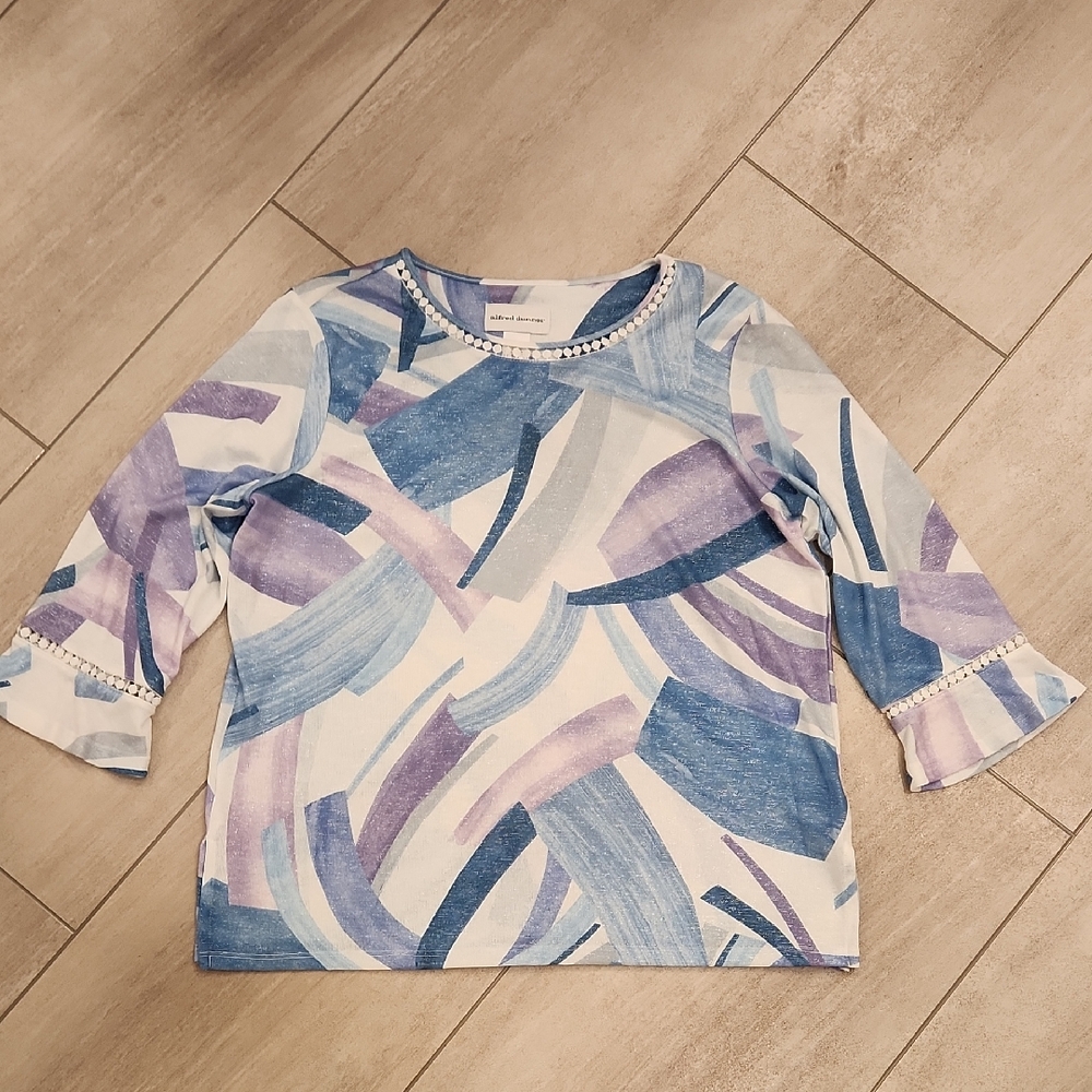 Alfred Dunner 3/4 Sleeves Abstract Blue and Purple Top Sz Medium